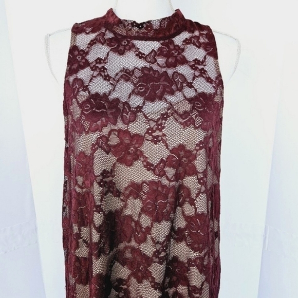 Love Fire Womens Burgundy Mock Neck Floral Lace Sleeveless Cocktail Dress Large - Picture 4 of 13